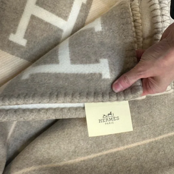 Hermes Avalon III Blanket in Coco / Camomille - Picture 12 of 14